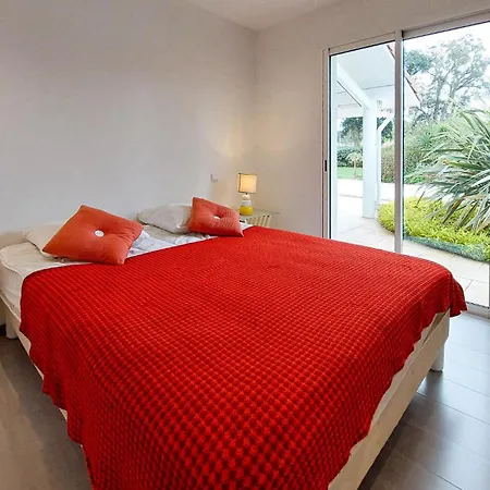 Feriehus In With Kitchen